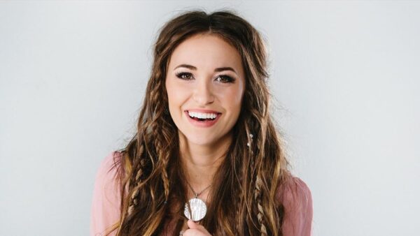 Lauren Daigle Relationship Status: Insights into the Singer’s Romantic Journey